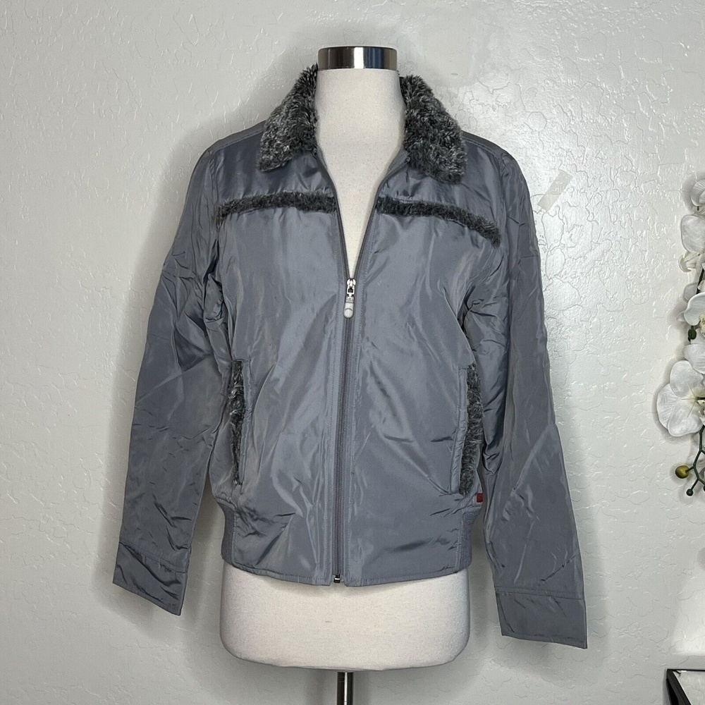 Tilt women’s gray sherpa nylon jacket M